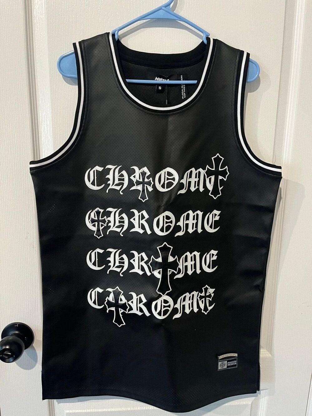 Watson Chrome Cross Basketball Jersey Black Size S NEW w/ Tags + Keychains